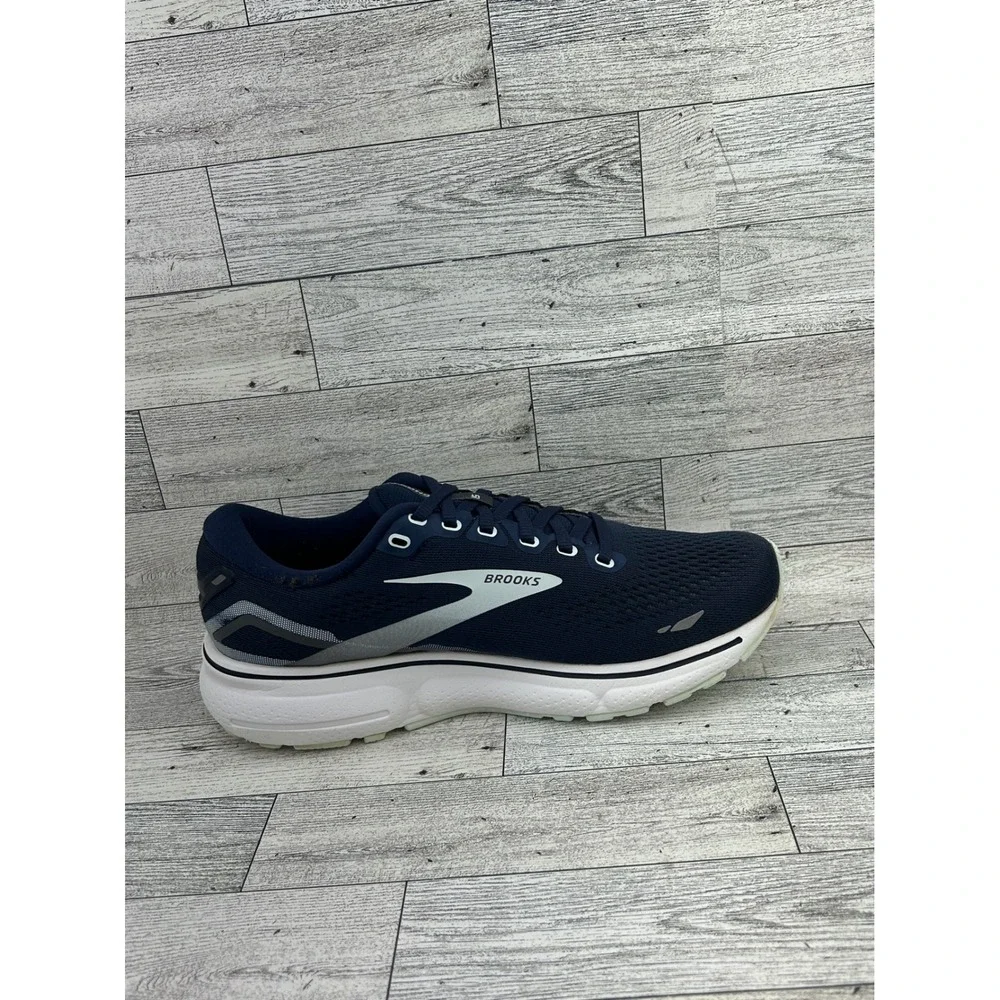 Brooks Ghost 15 Navy Blue Running Shoes Women Sz 8 Medium 1203801B450
